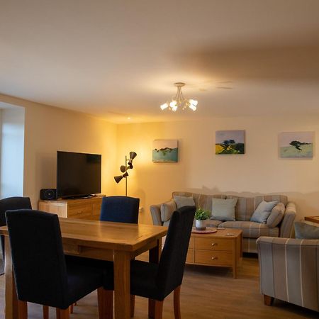 Rollestone Coach House Villa Shrewton Buitenkant foto