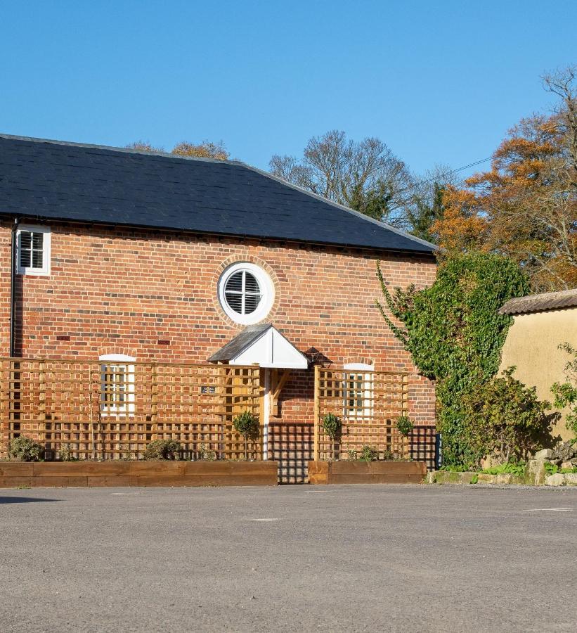 Rollestone Coach House Villa Shrewton Buitenkant foto