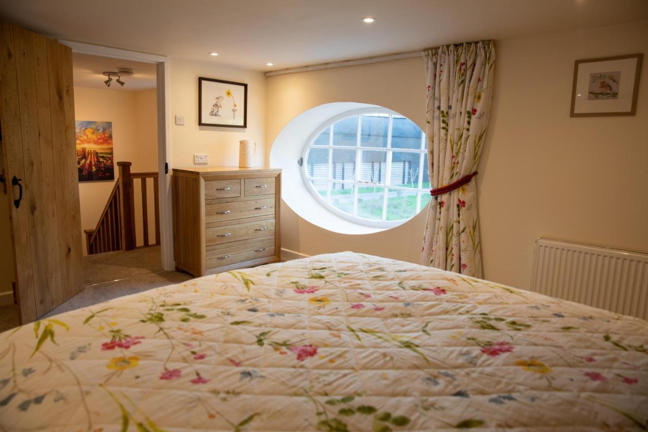 Rollestone Coach House Villa Shrewton Buitenkant foto