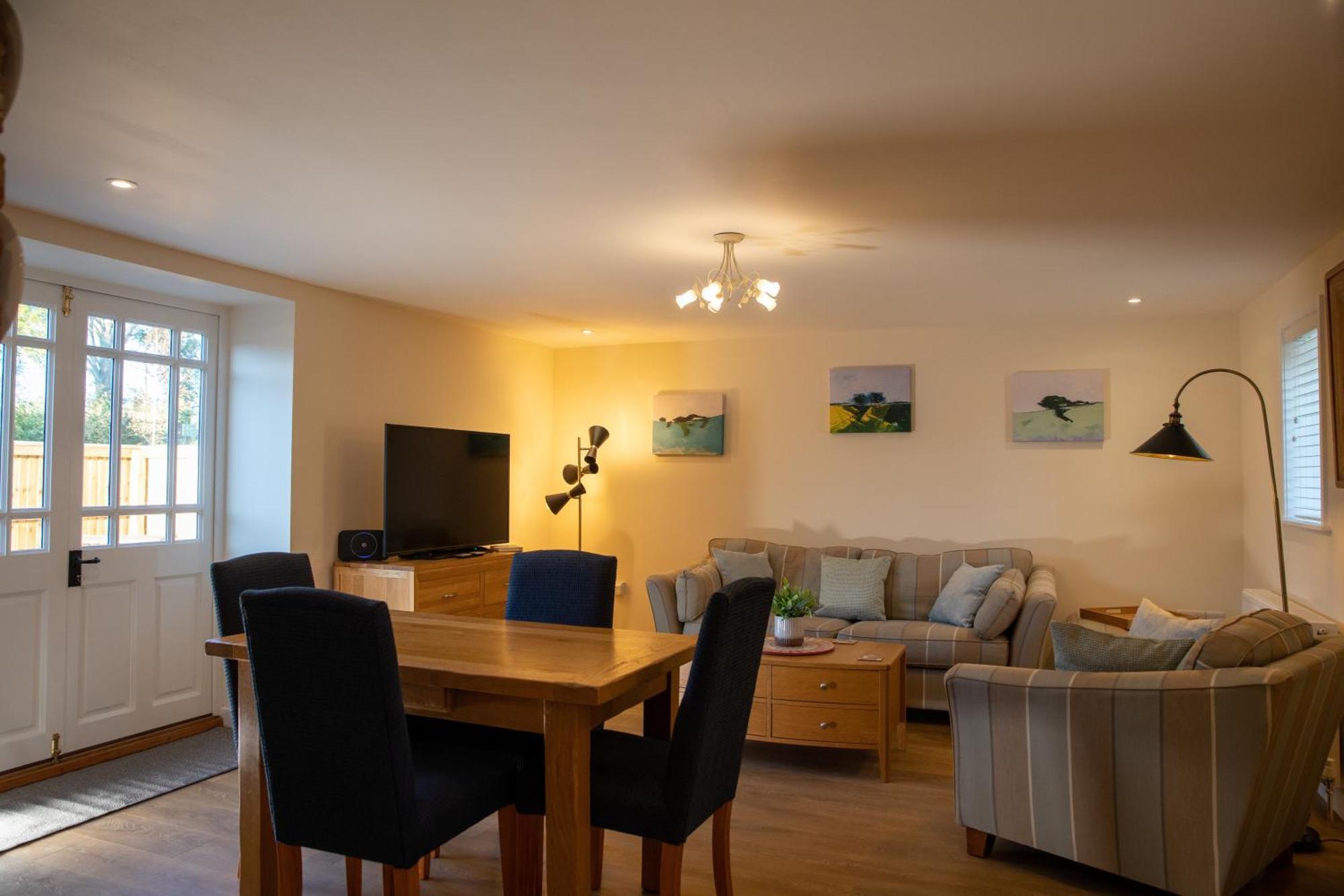 Rollestone Coach House Villa Shrewton Buitenkant foto